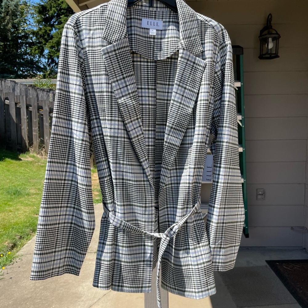 ELLE Plaid Belted Blazer XL